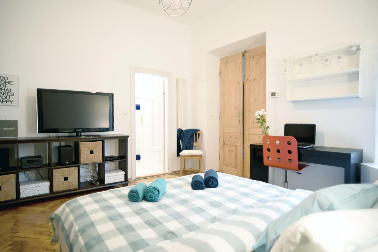 Large And Cozy 60 M2, Cracow Old Town Apartamento Cracovia